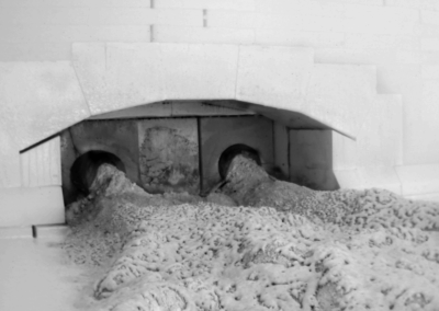 Glass industry doghouse